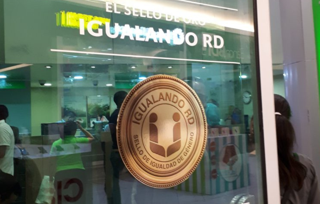 PNUD celebra Sello de Oro y certificación del BHD León y Bepensa por buenas prácticas en igualdad de género