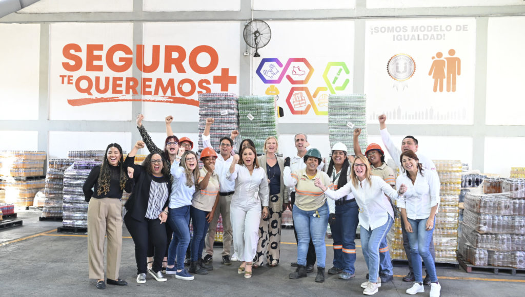 Visita del Equipo Coordinador del Sello Igualando RD las instalaciones de uno de los centros de distribución de Bepensa Dominicana